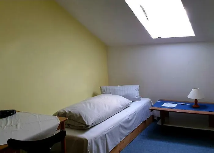 Πανσιόν Inntalhof 3*
